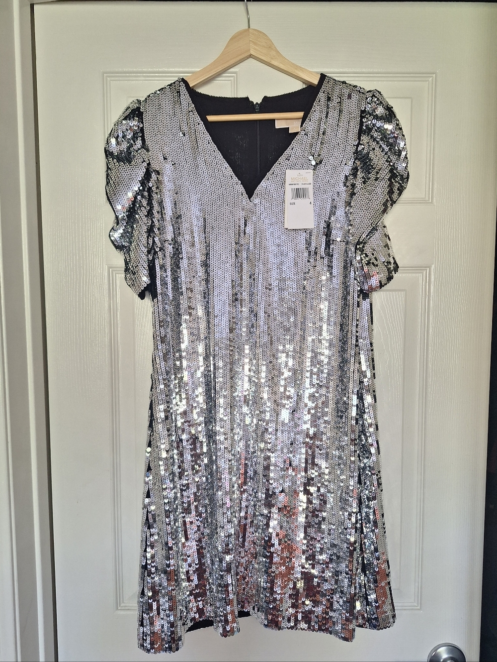 ✨ NWT Michael Kors Silver Sequin Mini Dress Size 4 Puff Sleeve ✨